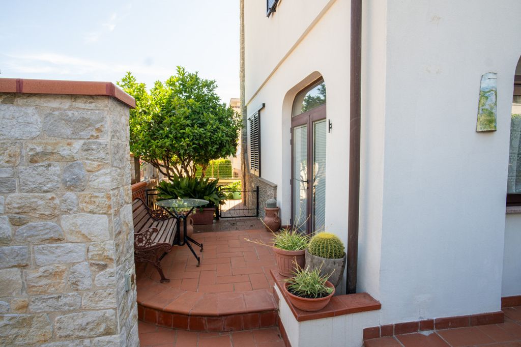 Maison de luxe à vendre à Rosignano Marittimo, 690 000 €, Photo 2
