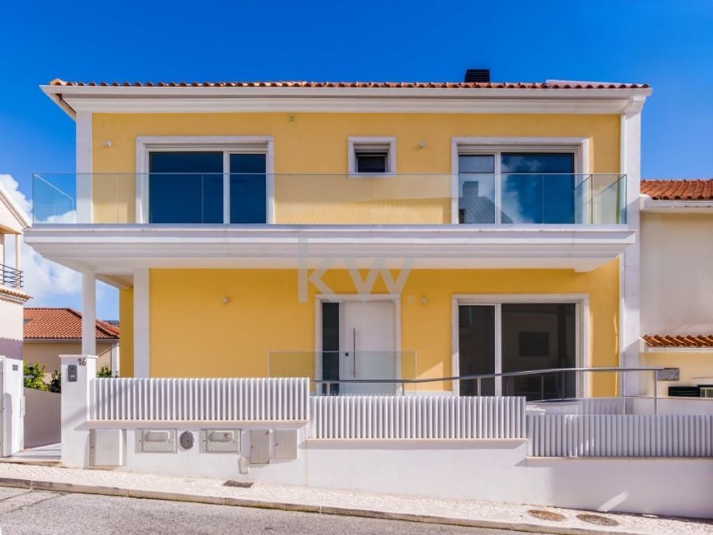 Luxury House for sale in Odivelas, 940 000 €, Photo 2