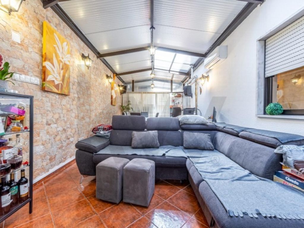 Appartement de luxe à vendre à Odivelas, 440 000 €, Photo 3