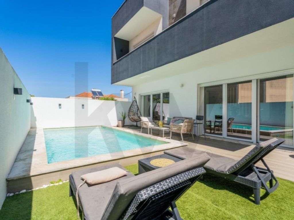 Maison de luxe à vendre à Odivelas, 800 000 €, Photo 7