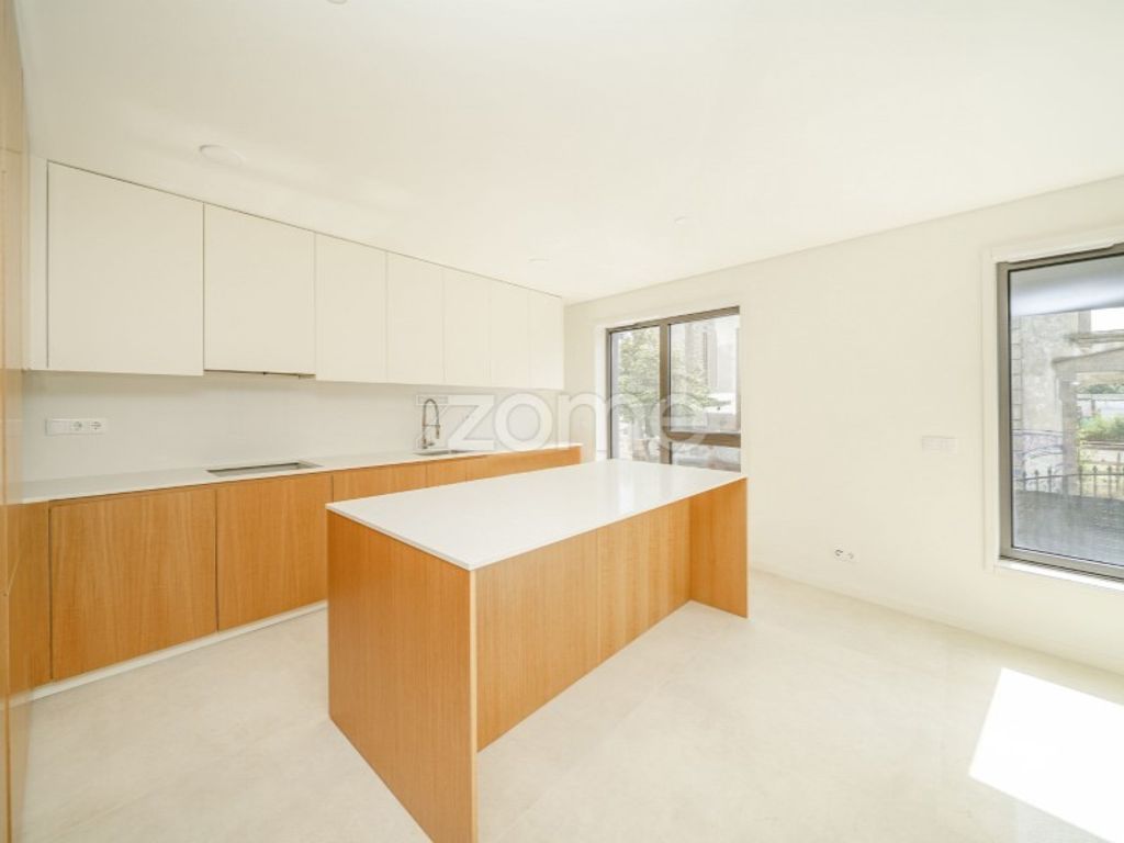 Luxury Apartment for sale in Porto, 530 000 €, Photo 1