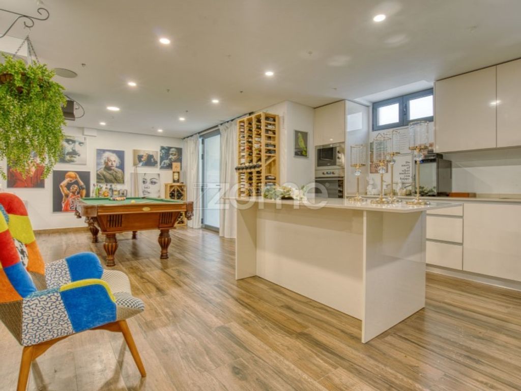 Maison de luxe à vendre à Odivelas, 995 000 €, Photo 1