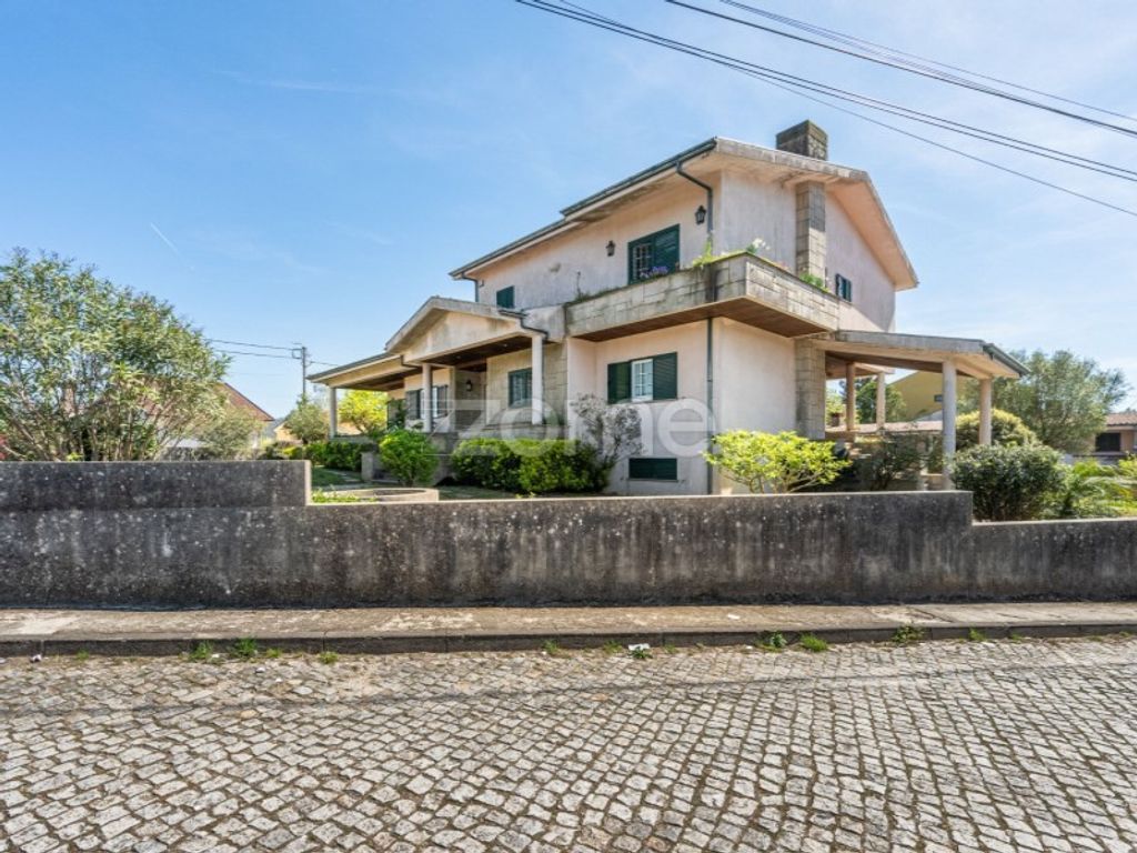Luxury House for sale in Gondomar, 760 000 €, Photo 1