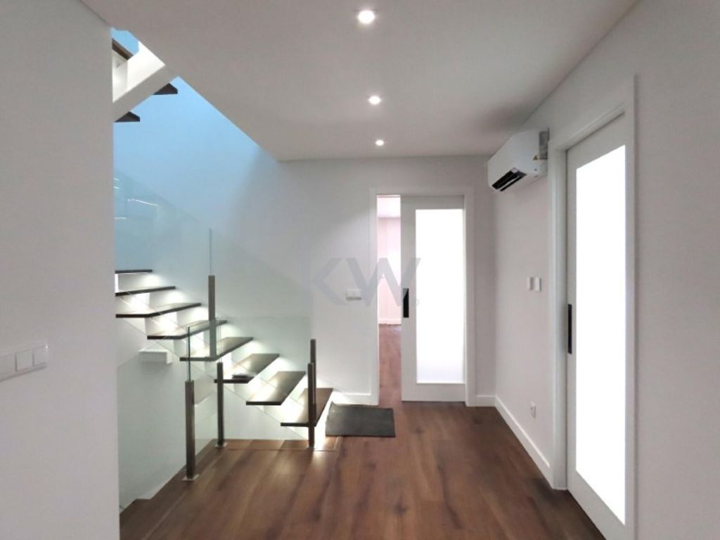 Maison de luxe à vendre à Leiria, 642 500 €, Photo 2