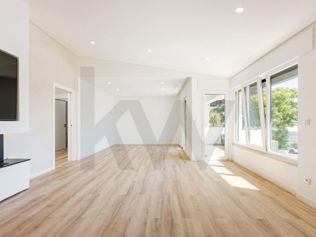 Maison de luxe à vendre à Amadora, 995 000 €, Photo 7