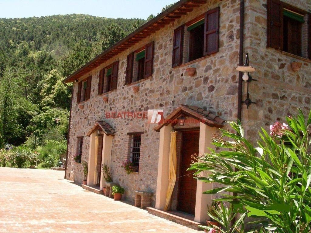 Luxury House for sale in Capannori, 790 000 €, Photo 1