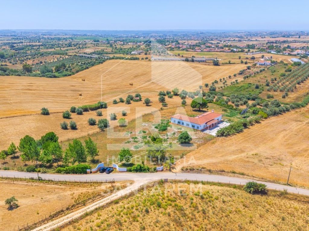 Maison de luxe à vendre à Santarém, 648 000 €, Photo 2