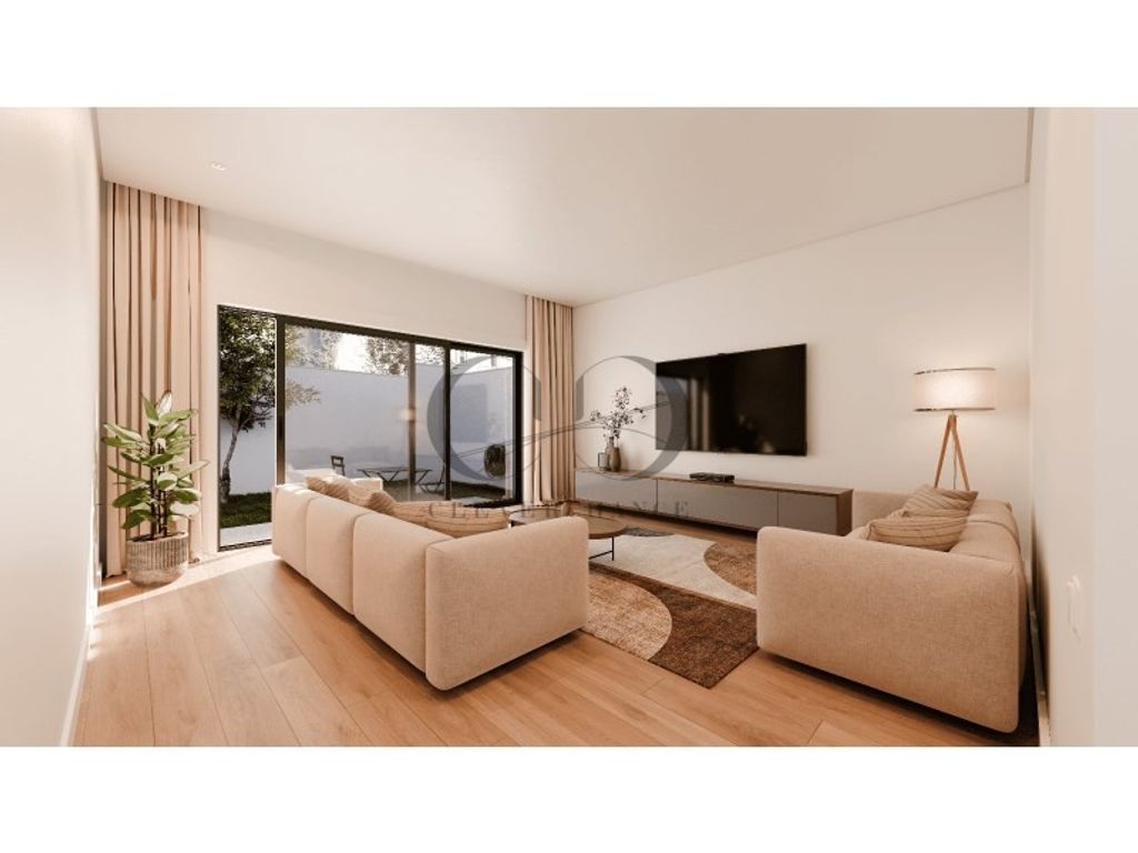 Maison de luxe à vendre à Porto, 670 000 €, Photo 2