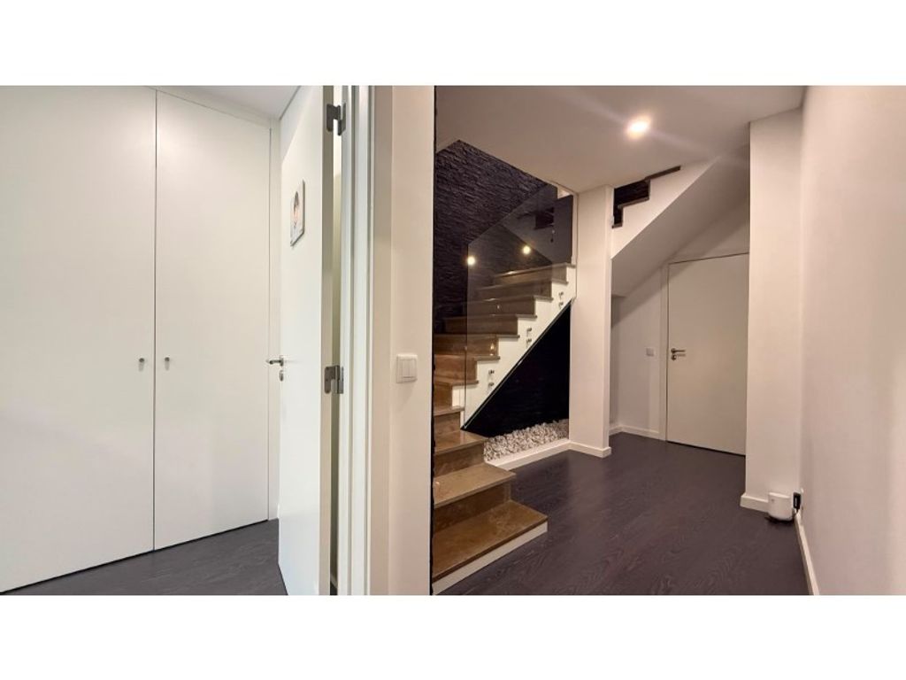 Luxury Apartment for sale in Odivelas, 559 000 €, Photo 3
