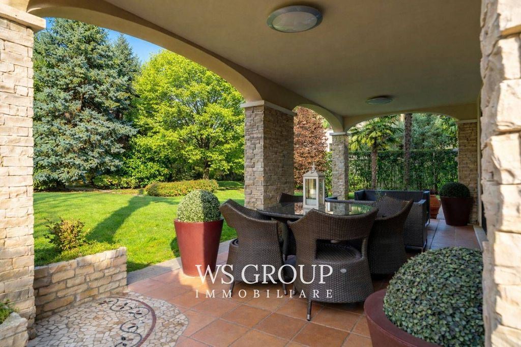 Luxury House for sale in Casatenovo, 970 000 €, Photo 5
