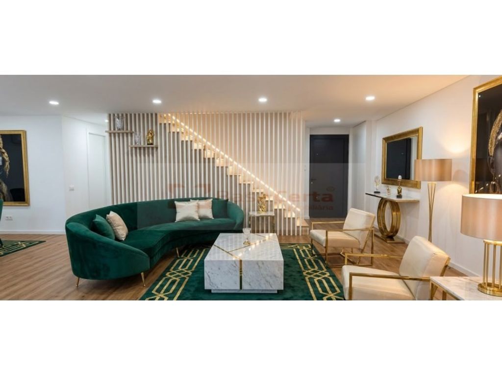 Maison de luxe à vendre à Loures, 790 000 €, Photo 6