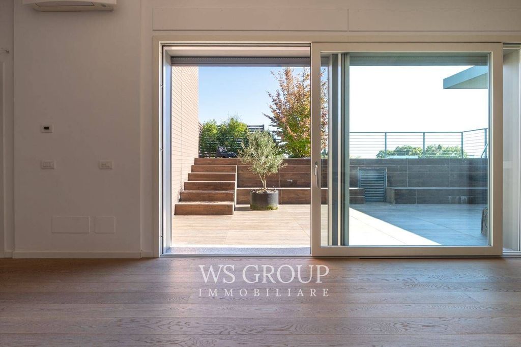 Appartement de luxe à vendre à Carate Brianza, 610 000 €, Photo 7