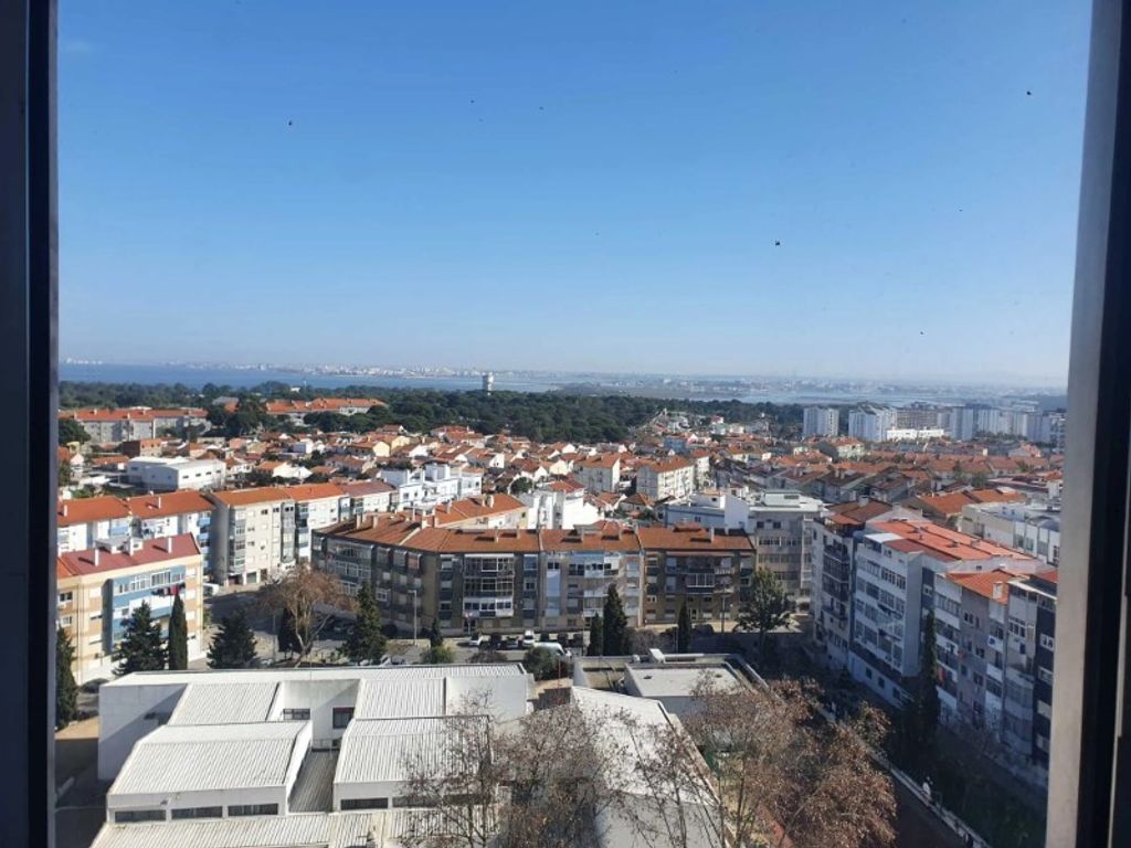 Maison de luxe à vendre à Almada, 600 000 €, Photo 1