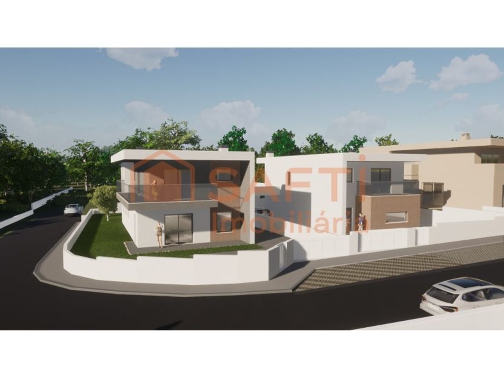 Maison de luxe à vendre à Leiria, 415 000 €, Photo 1