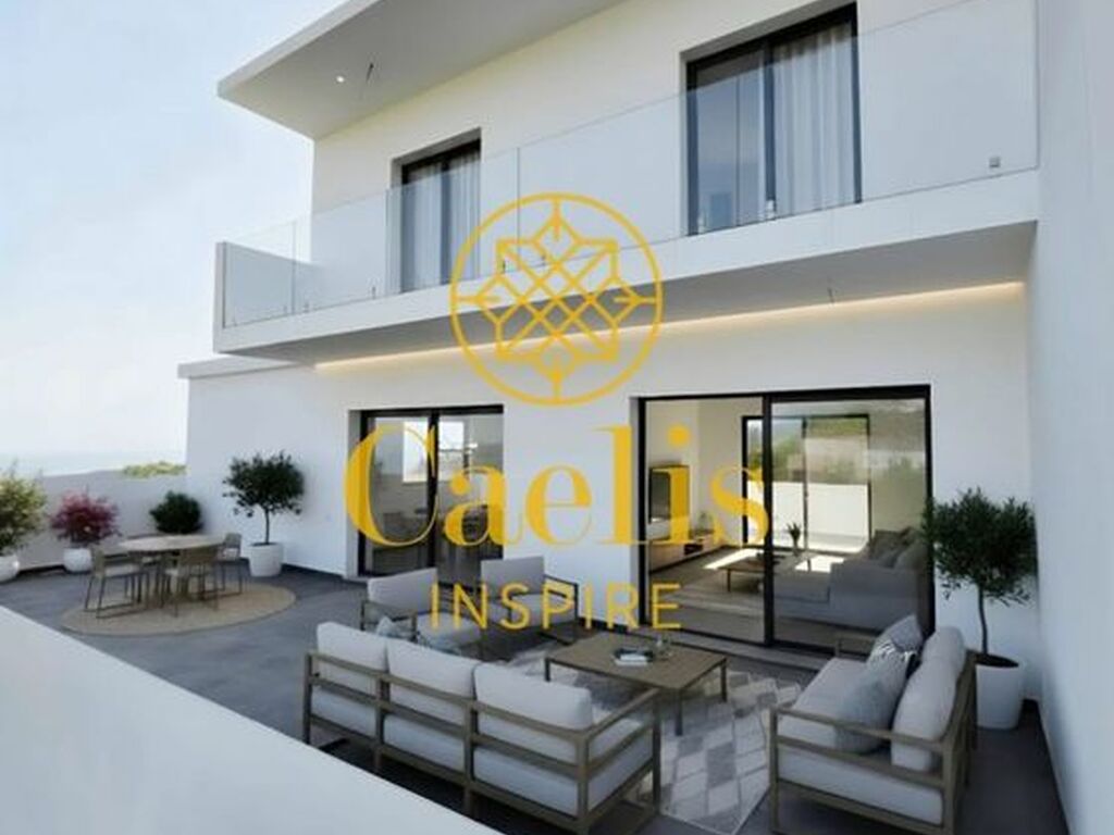 Maison de luxe à vendre à Câmara de Lobos, 450 000 €, Photo 1