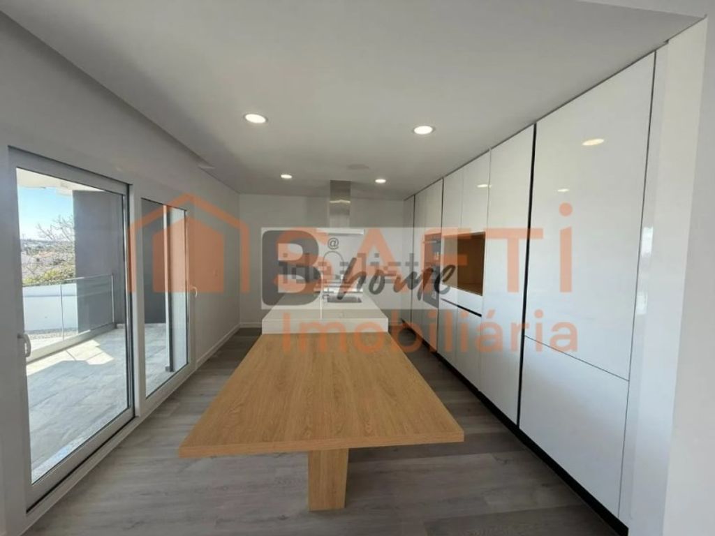 Luxury House for sale in Seixal, 740 000 €, Photo 2