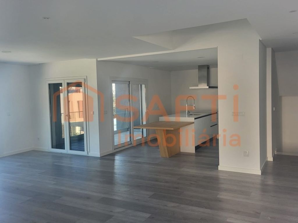 Luxury House for sale in Seixal, 765 000 €, Photo 3