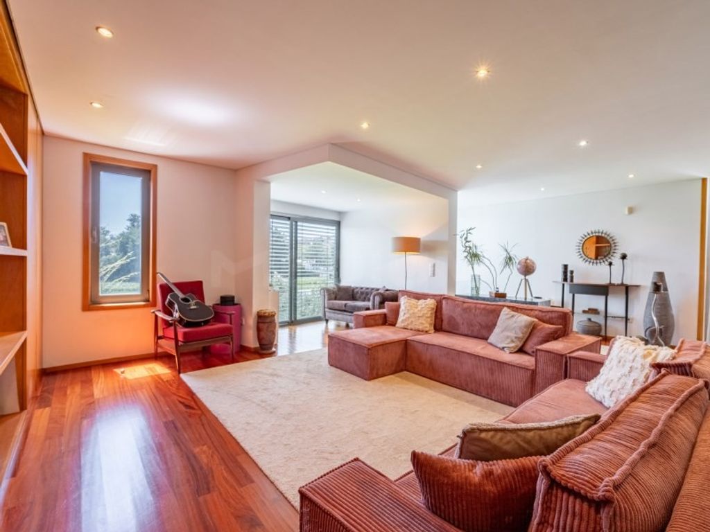 Luxury House for sale in Maia, 770 000 €, Photo 3