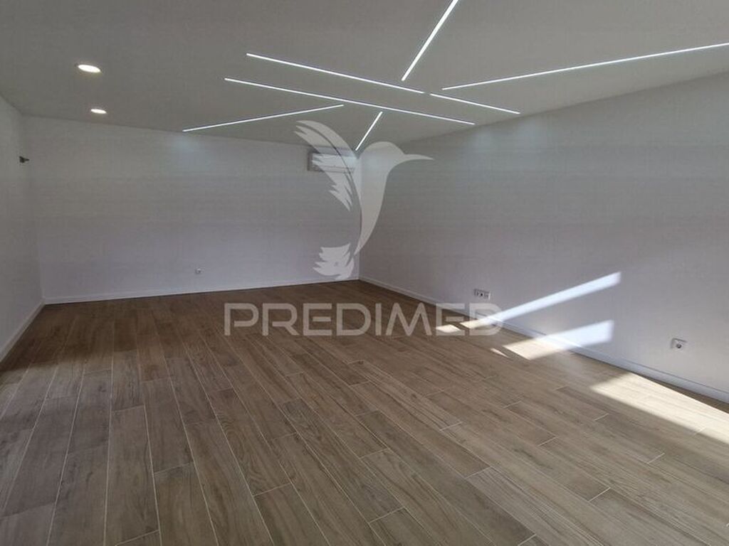 Luxury House for sale in Seixal, 560 000 €, Photo 4