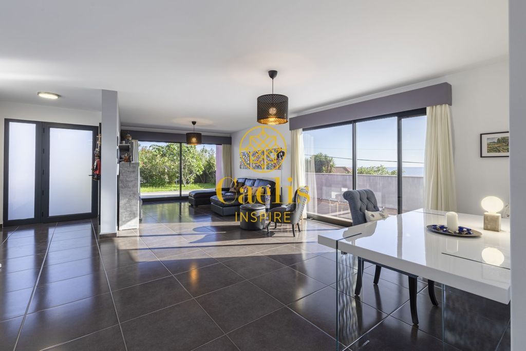 Luxury House for sale in Calheta, 750 000 €, Photo 4