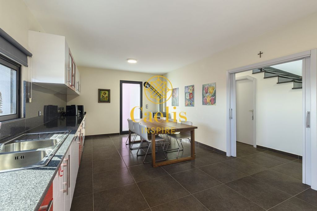 Luxury House for sale in Calheta, 750 000 €, Photo 7