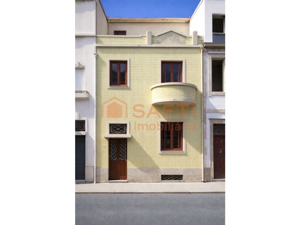Maison de luxe à vendre à Porto, 770 000 €, Photo 2