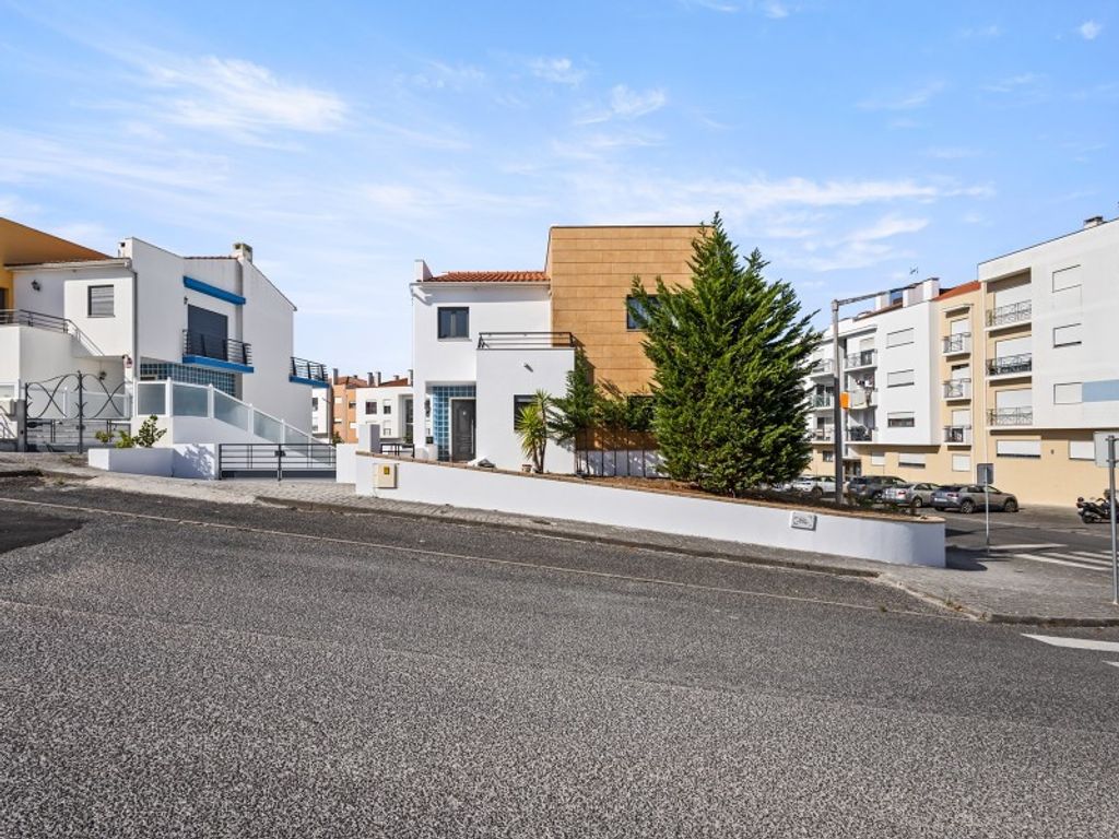 Maison de luxe à vendre à Nazaré, 550 000 €, Photo 2