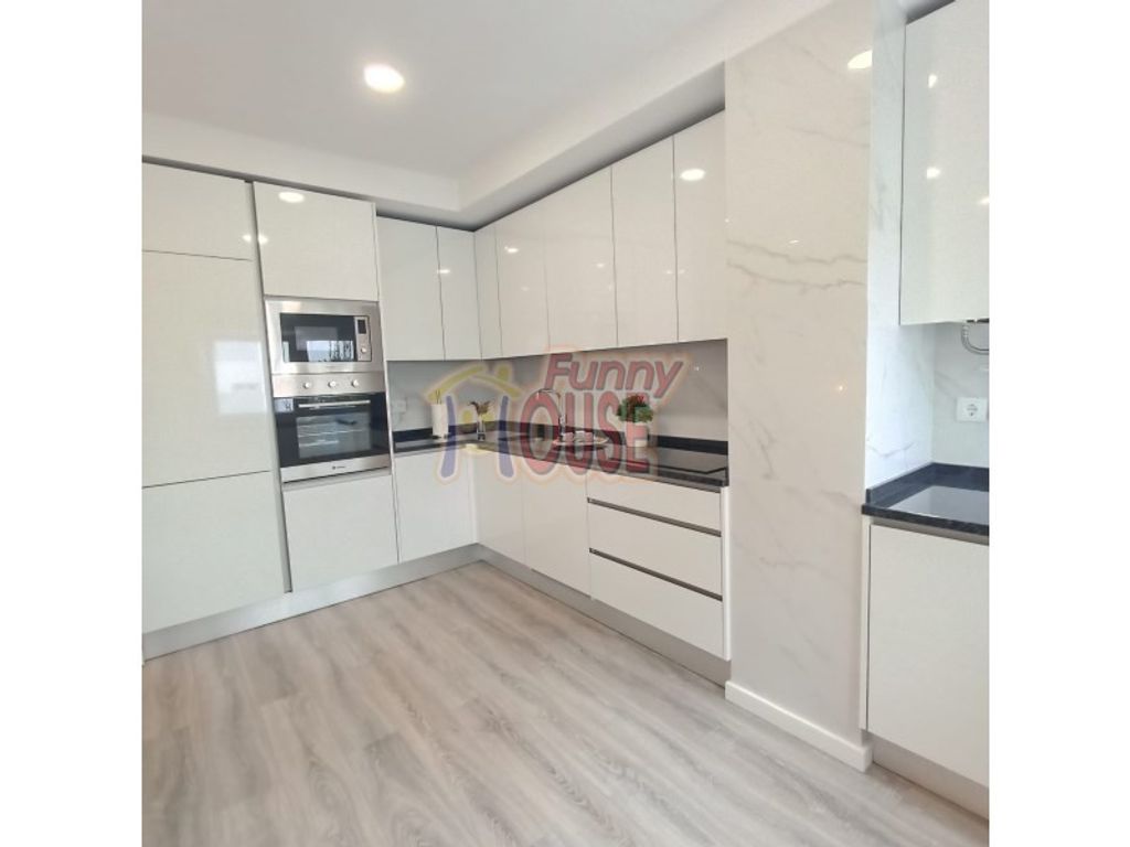 Luxury Apartment for sale in Lisbon, 579 900 €, Photo 4