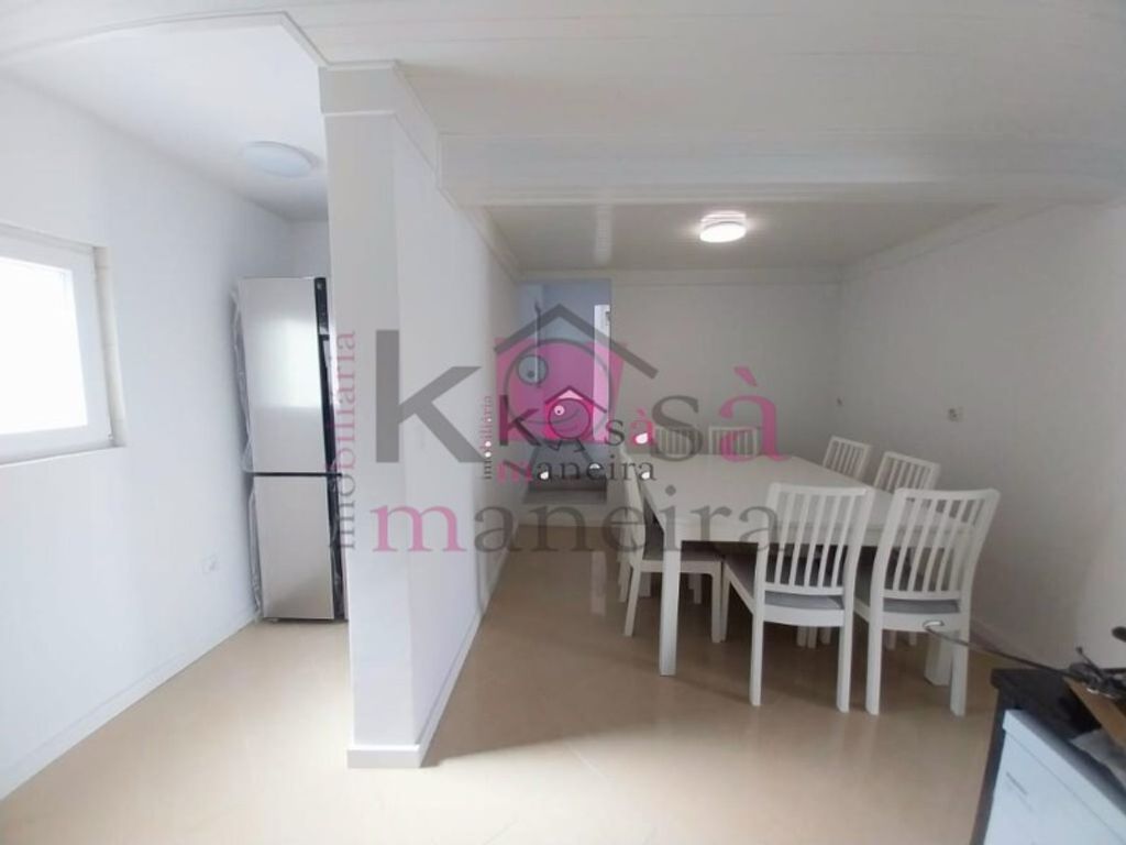 Maison de luxe à vendre à Lisbon, 555 000 €, Photo 2