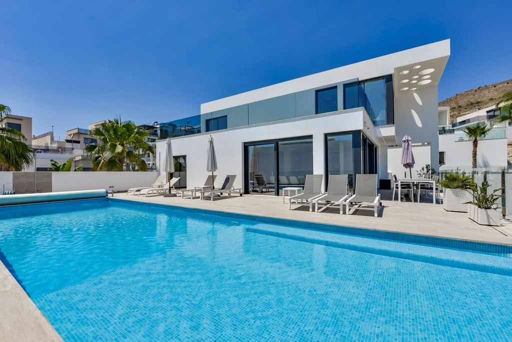 Luxury House for sale in Villajoyosa, 975 000 €, Photo 2