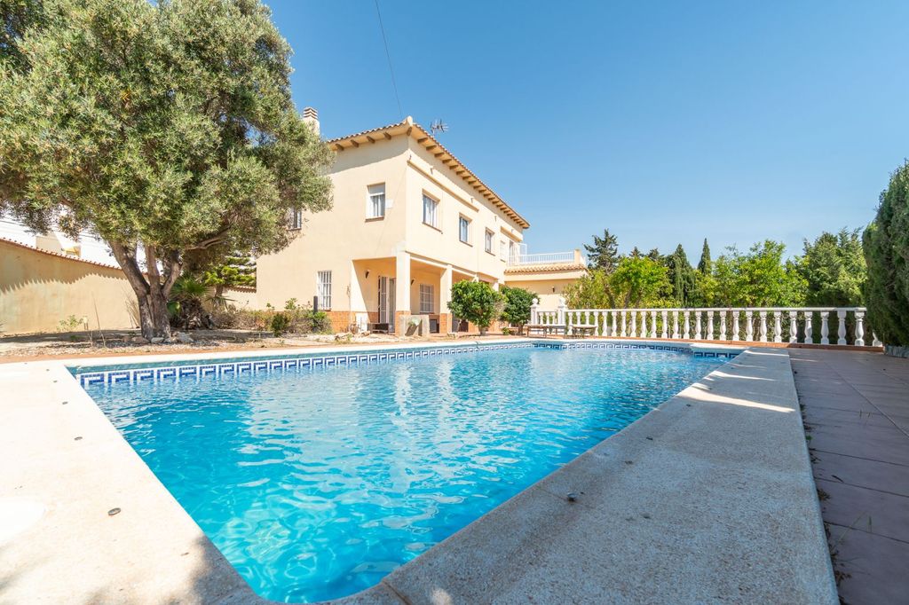 Luxury House for sale in Torrevieja, 859 000 €, Photo 2
