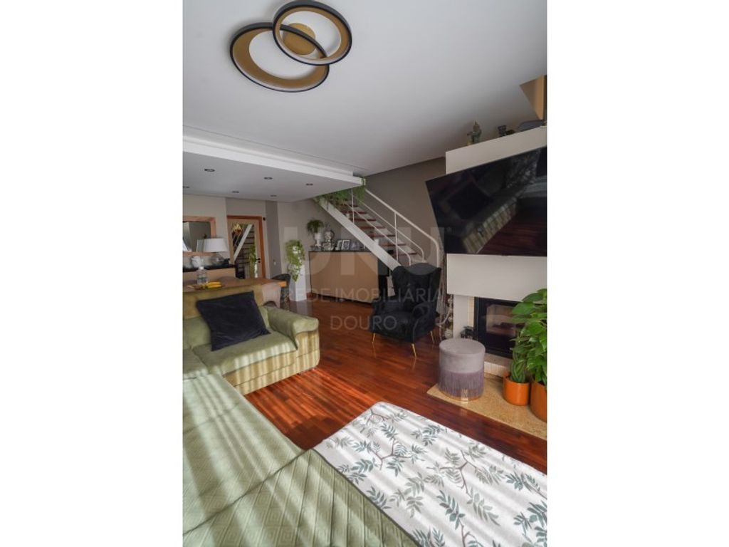 Maison de luxe à vendre à Vila Nova de Gaia, 498 000 €, Photo 3