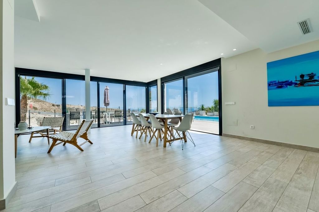 Luxury House for sale in Villajoyosa, 975 000 €, Photo 3