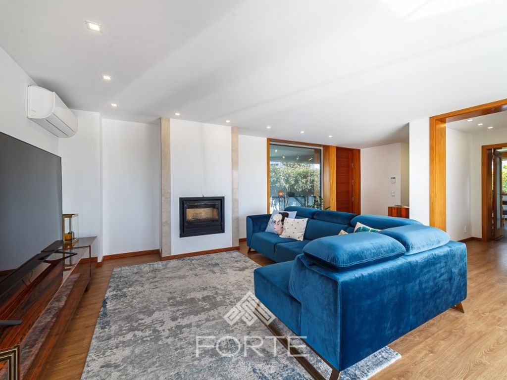 Maison de luxe à vendre à Oliveira de Azemeis, 465 000 €, Photo 3