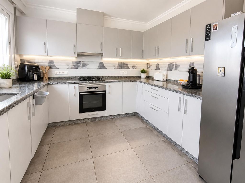 Maison de luxe à vendre à Pinoso, 420 000 €, Photo 3