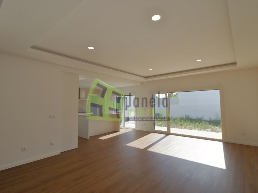 Luxury House for sale in Seixal, 640 000 €, Photo 2