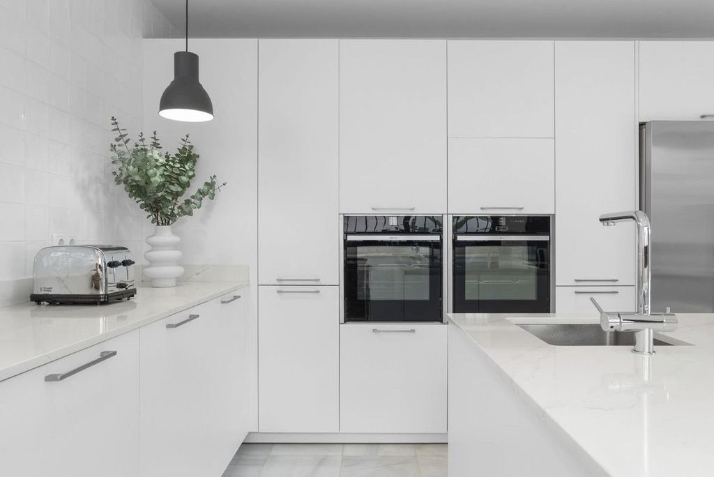 Maison de luxe à vendre à Marbella, 1 400 000 €, Photo 3