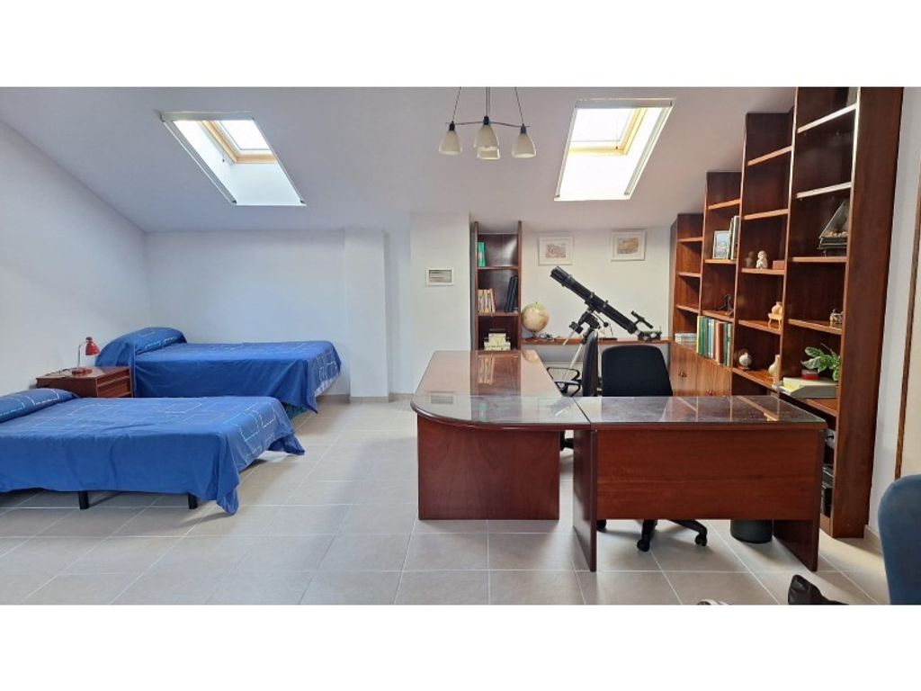 Maison de luxe à vendre à Badajoz, 455 000 €, Photo 3