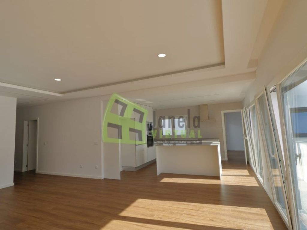 Luxury House for sale in Seixal, 640 000 €, Photo 4