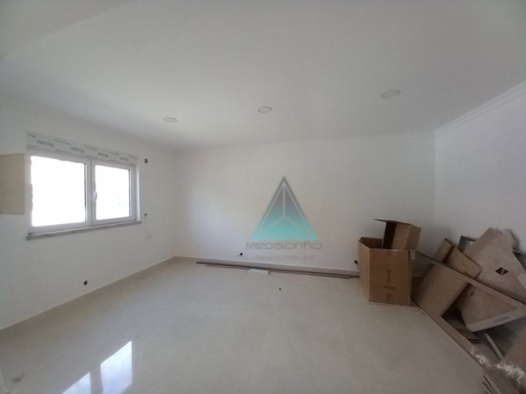 Luxury House for sale in Seixal, 445 000 €, Photo 7