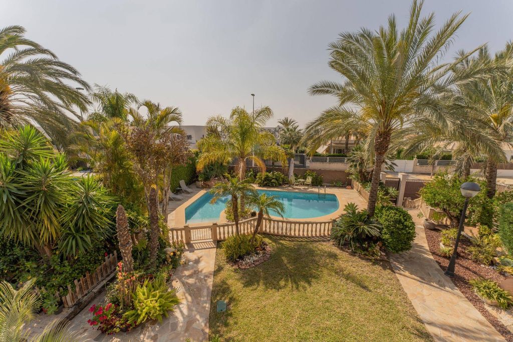 Maison de luxe à vendre à Elche, 980 000 €, Photo 2