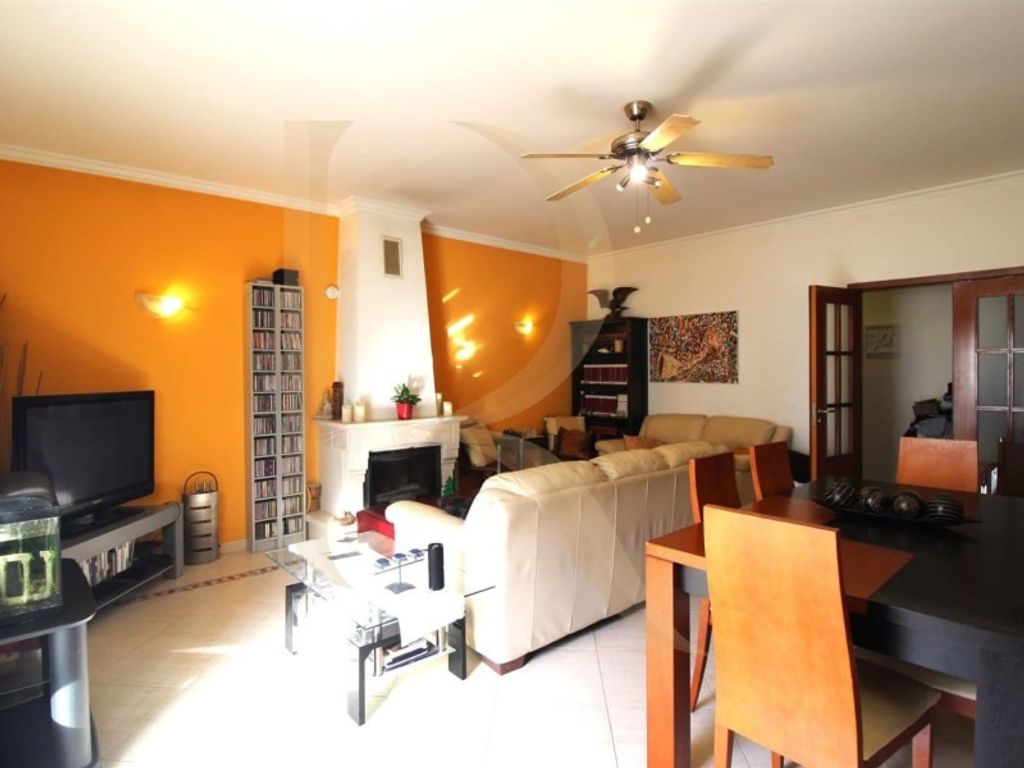 Luxury House for sale in Seixal, 583 000 €, Photo 3