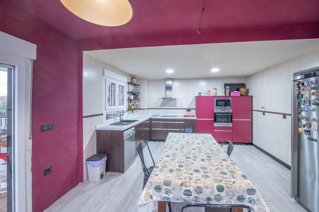 Luxury House for sale in Otura, 444 990 €, Photo 3