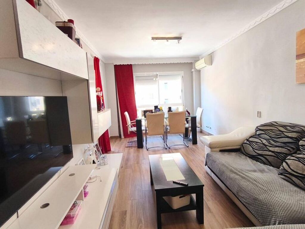 Luxury Apartment for sale in Málaga, 485 000 €, Photo 3