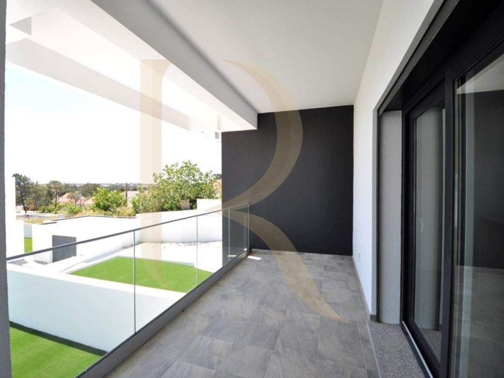 Luxury House for sale in Seixal, 765 000 €, Photo 4