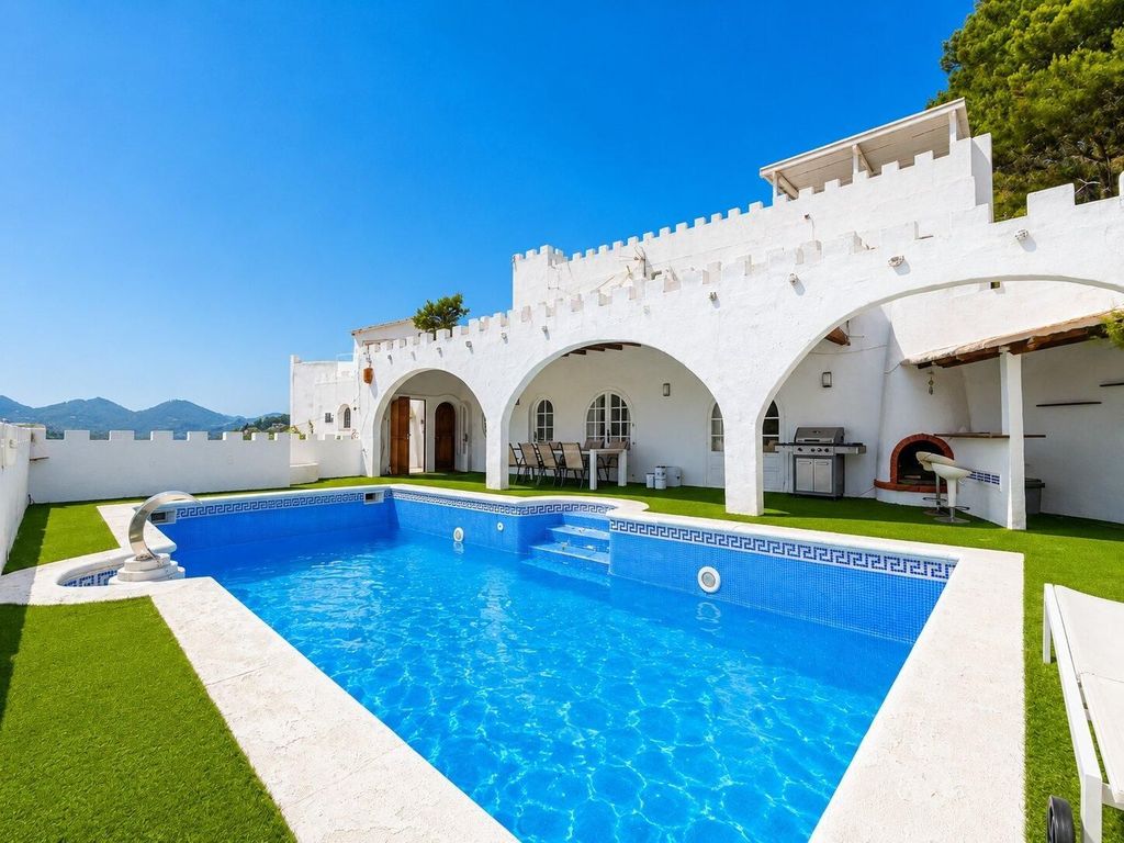 Maison de luxe à vendre à Ibiza, 1 800 000 €, Photo 4