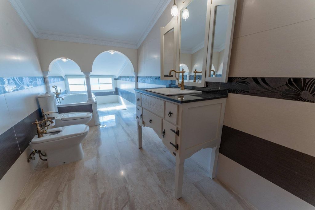 Maison de luxe à vendre à Huesa, 550 000 €, Photo 5
