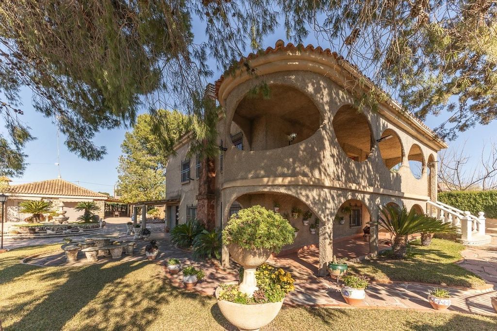 Luxury House for sale in La Pobla de Vallbona, 550 000 €, Photo 6