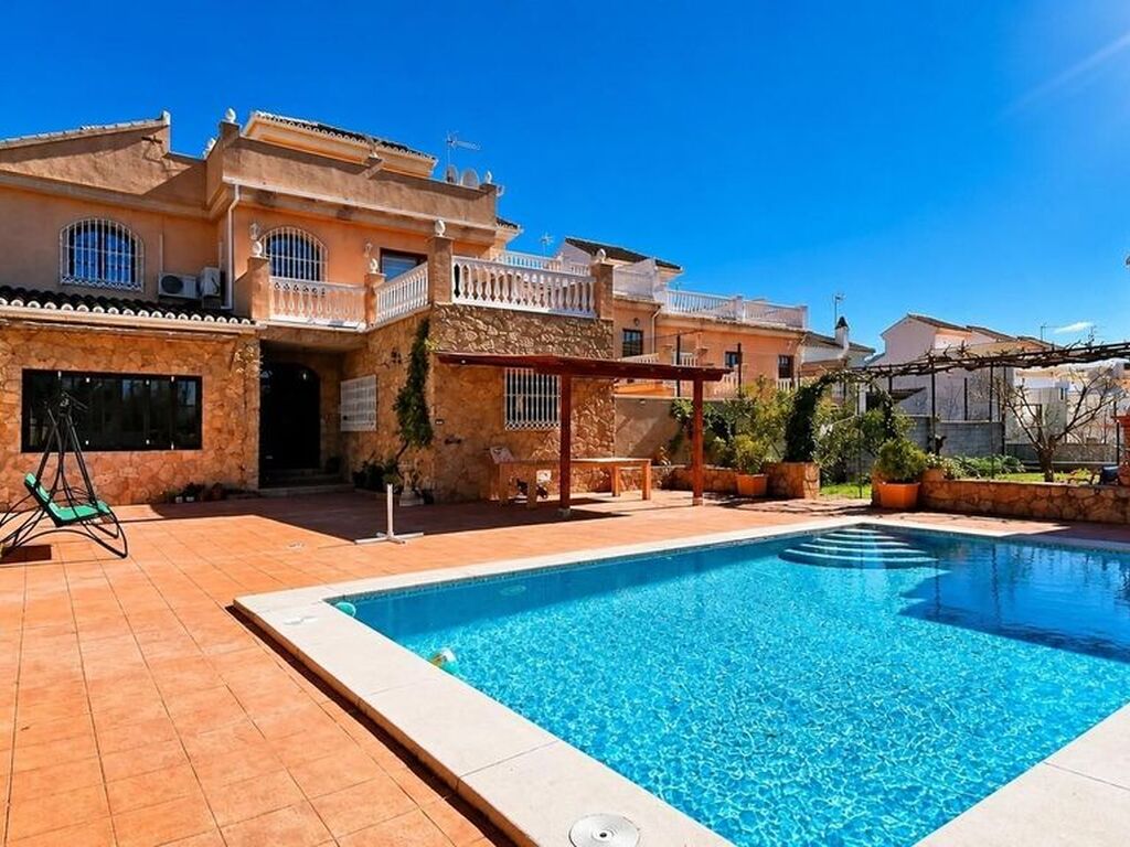 Maison de luxe à vendre à Archidona, 500 000 €, Photo 1