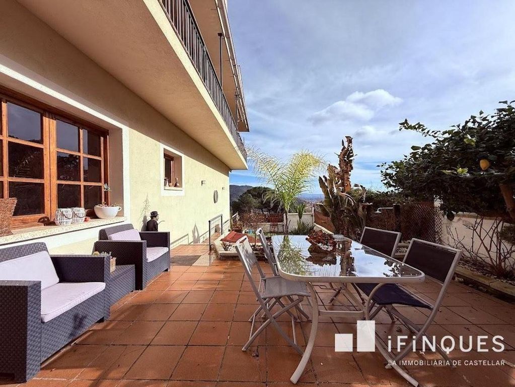 Maison de luxe à vendre à Castellar Del Vallès, 449 000 €, Photo 1